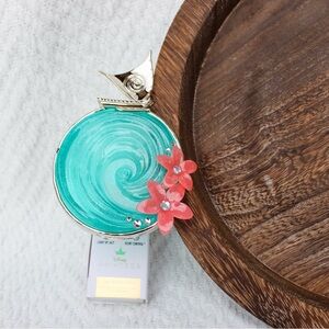 Disneys Moana Wallflower Plug - Retired Design